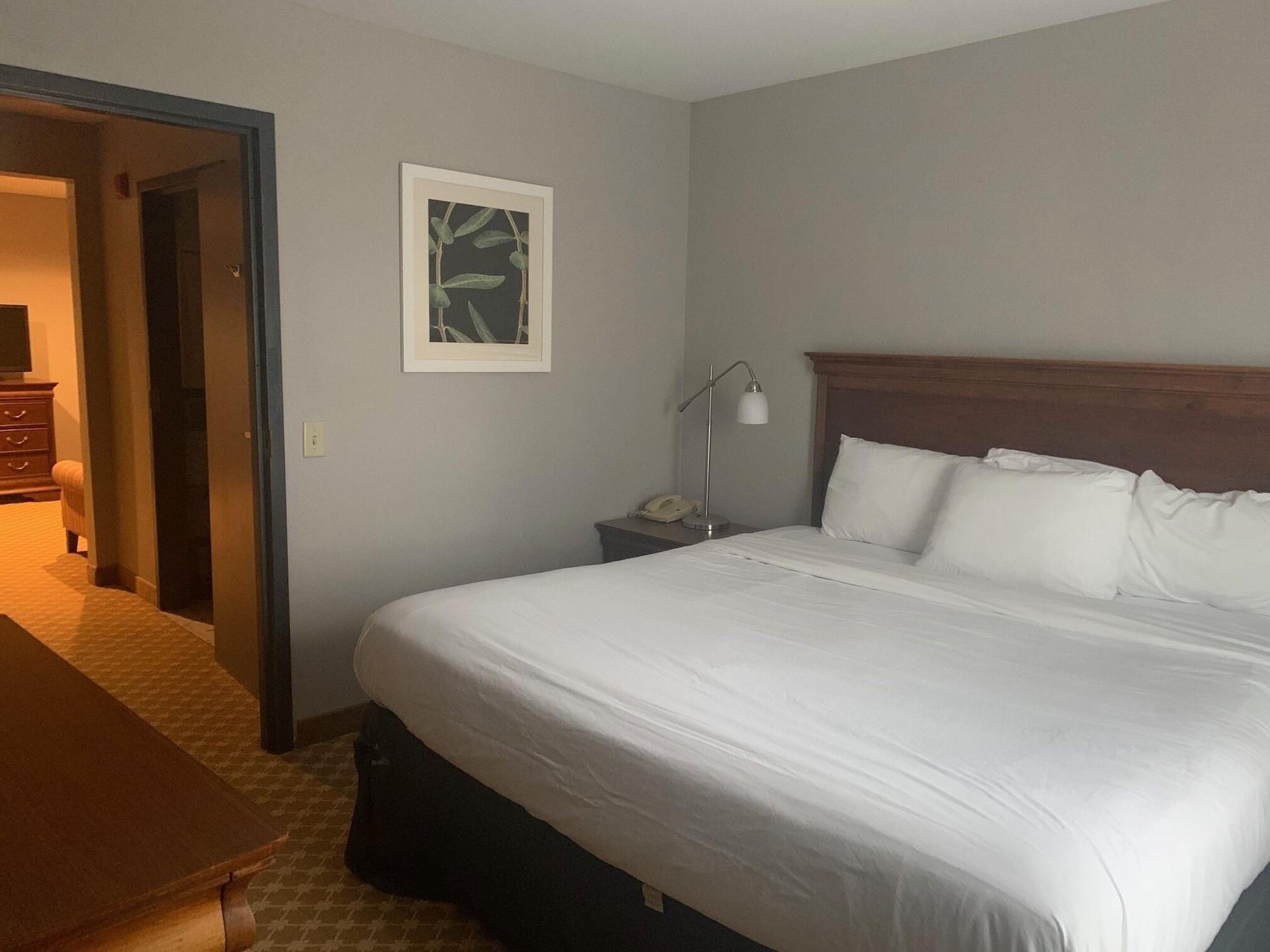 Hotel Country & By Radisson, Gettysburg, Pa