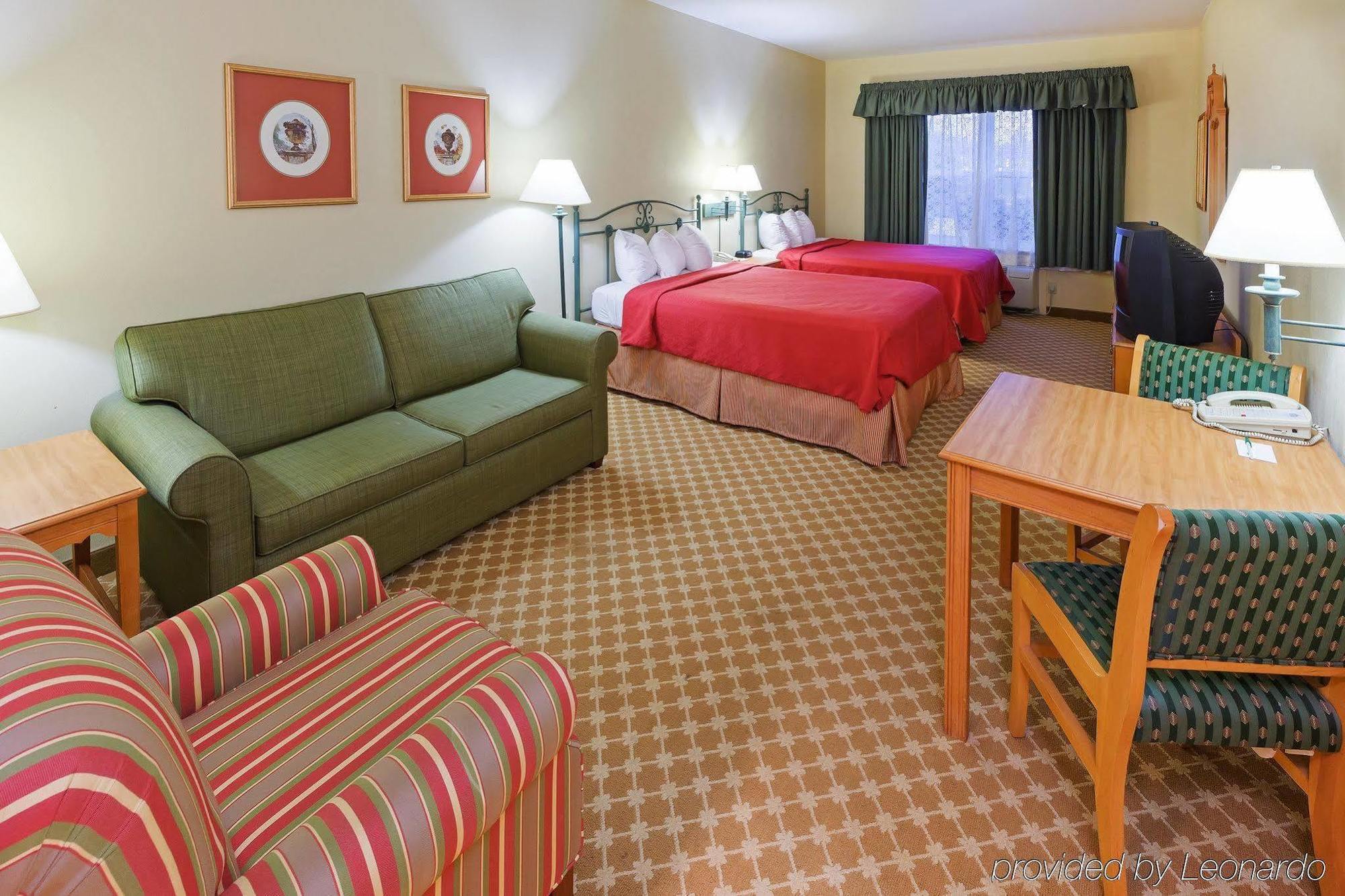Country & By Radisson, Gettysburg, Pa 3*